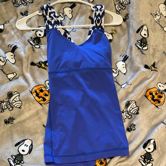 Lululemon purple tank - Picture 1 of 4